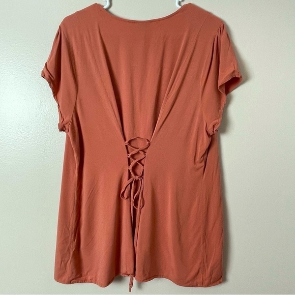 Torrid Rose Orange Button-Down Blouse with Lace-Up Back – Size 2 - Picture 1 of 9